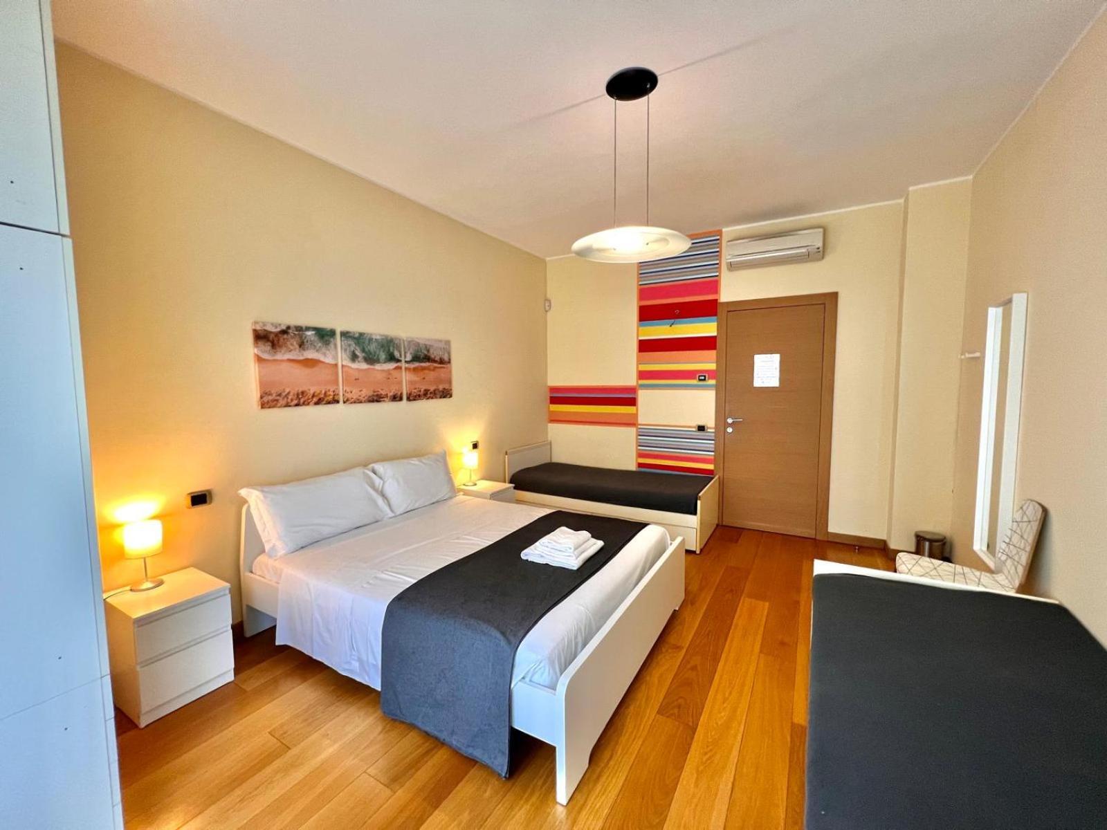 Bergamoinhouse Hotel Ngoại thất bức ảnh